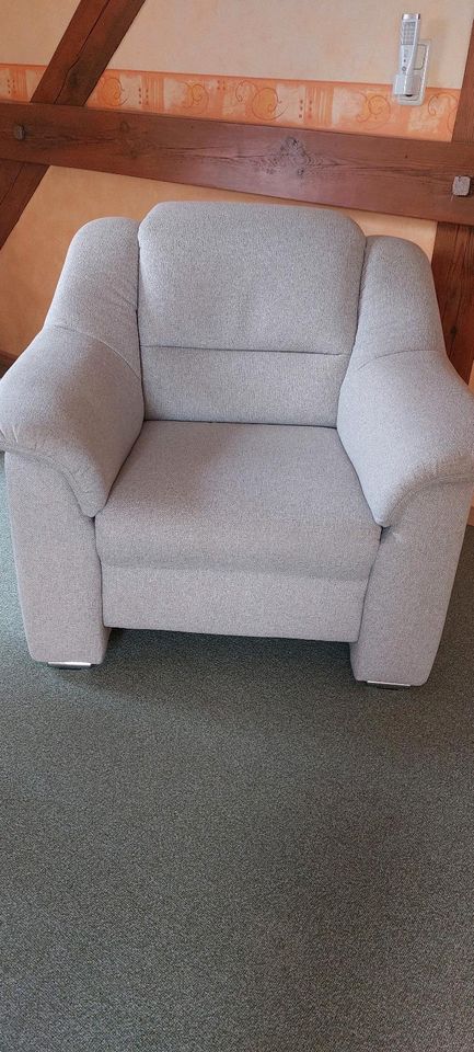 Couchgarnitur Sofa 2-sitzig plus Sessel in Sandersleben