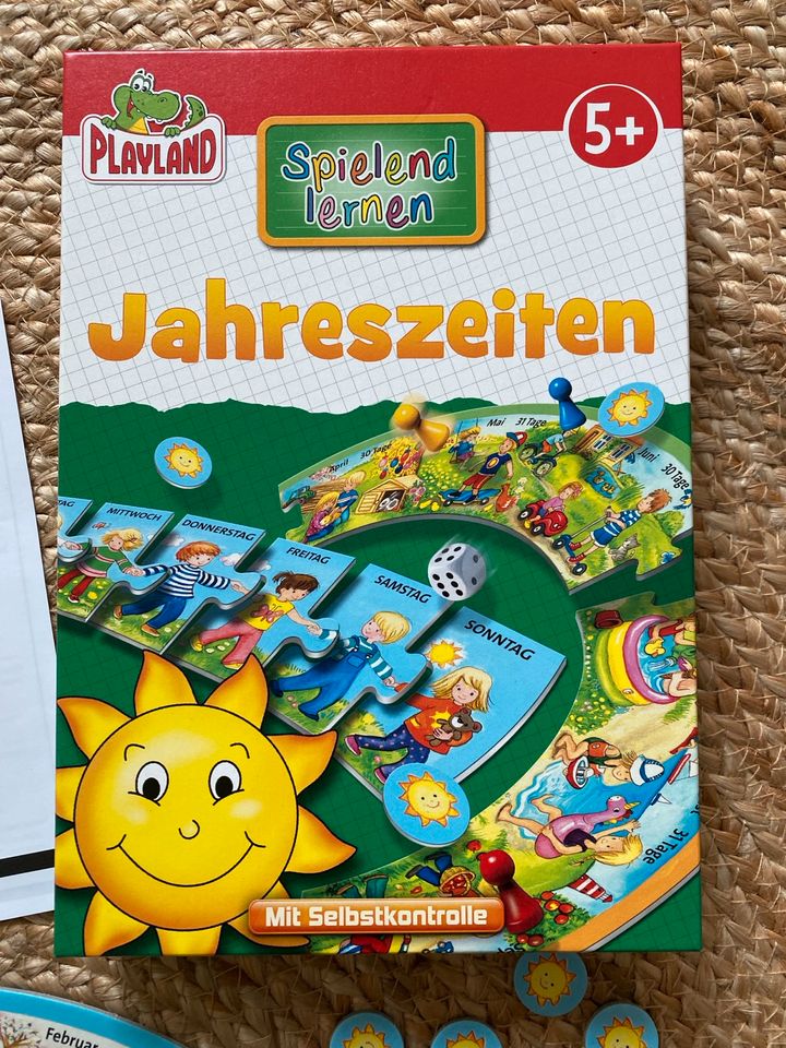 Playland Jahreszeiten und Kalender Lernspiel in Hilpoltstein