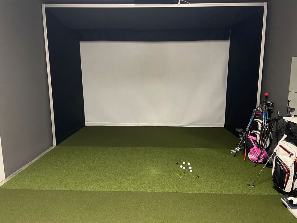 ⛳️ Golf Simulator Box inkl. Boden 4,5m x 3m x 5m komplett Enclosures ⛳️ in Sonnewalde