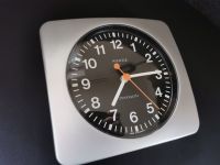Orig. KIENZLE Kunststoff Uhr chronoquartz 70er Jahre silber Baden-Württemberg - Fichtenau Vorschau