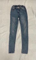 C&A Röhrenjeans Jeans Hose Gr. 152 Blau stretch Niedersachsen - Meppen Vorschau