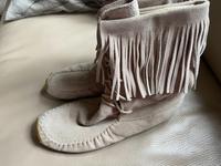 Mokassin - Stiefelchen beige mit Fransen Gr 40 Hannover - Mitte Vorschau
