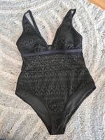 Badeanzug mit Muster Gr. XS, S, schwarz Niedersachsen - Hildesheim Vorschau