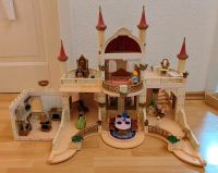 Playmobil Schloss mit Küche, Speisesaal und Zubehör Niedersachsen - Algermissen Vorschau