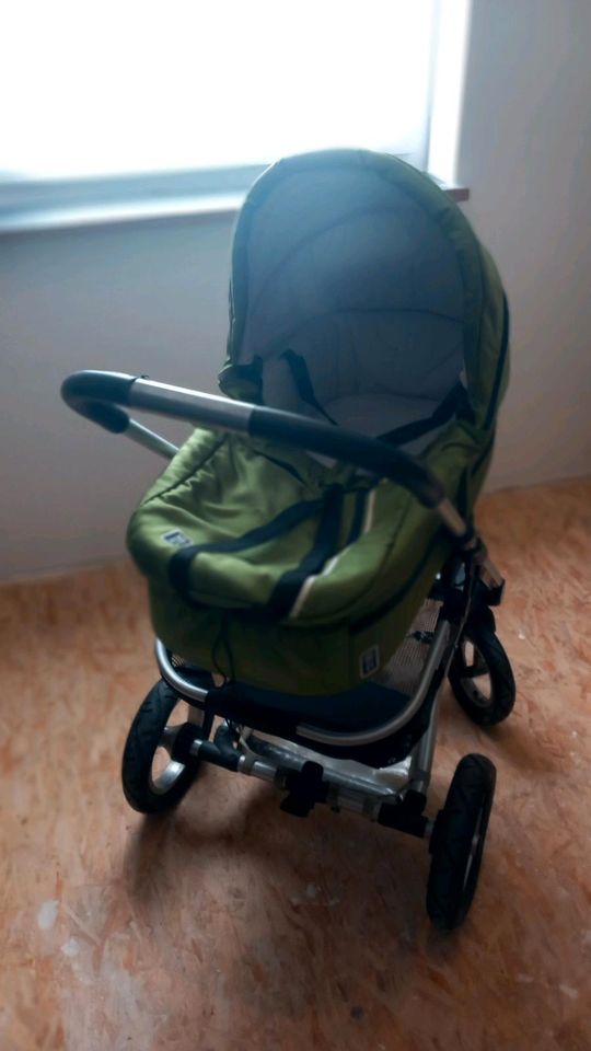 Mutsy Kinderwagen, 3in1 in Münstermaifeld