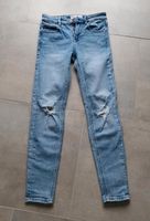 Jeans Stradivarius Gr. 34 Nordrhein-Westfalen - Paderborn Vorschau