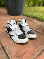 Nike Jordan Son of Mars Low – Größe 42 – Weiß/Schwarz/Lila Kr. München - Oberhaching Vorschau