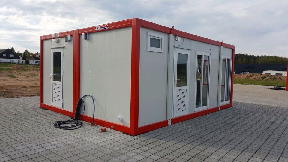 6x 2.4 m Sanitärcontainer Baustellencontainer WC Container SOFORT VERFÜGBAR – KOSTENLOSE LIEFERUNG, Großraum+ WC, Baucontainer, Bürocontainer, Container in Friedrichshafen