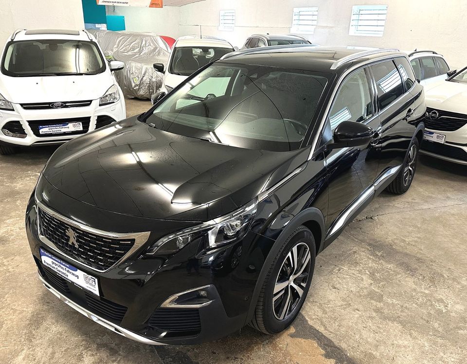 Peugeot 5008 Allure, wenig KM,1.Hand, Top Ausstattung in Rietberg