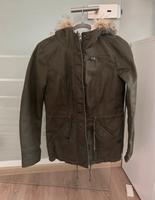 Only Winterjacke Übergangsjacke Jacke Parka grün Khaki XS 34 Hessen - Pohlheim Vorschau