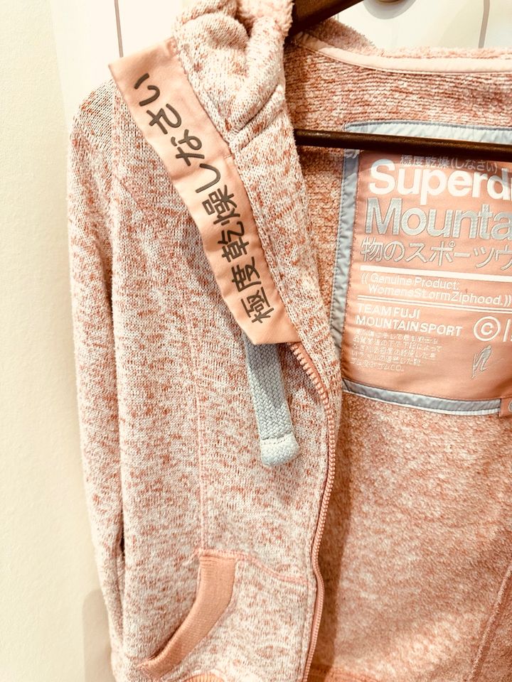 TOP warme Strickjacke Superdry Größe S 36 in Bocholt