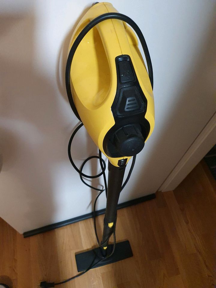 Kärcher SC1 Easyfix Handheld Steam Cleaner in Mönchengladbach