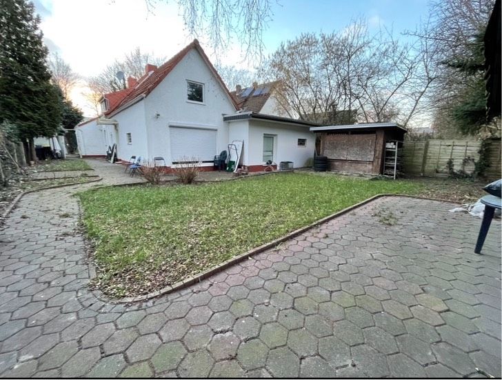 saniert. freistehend. Haus zu vermieten, Garage +Einliegerwohnung in Bremen