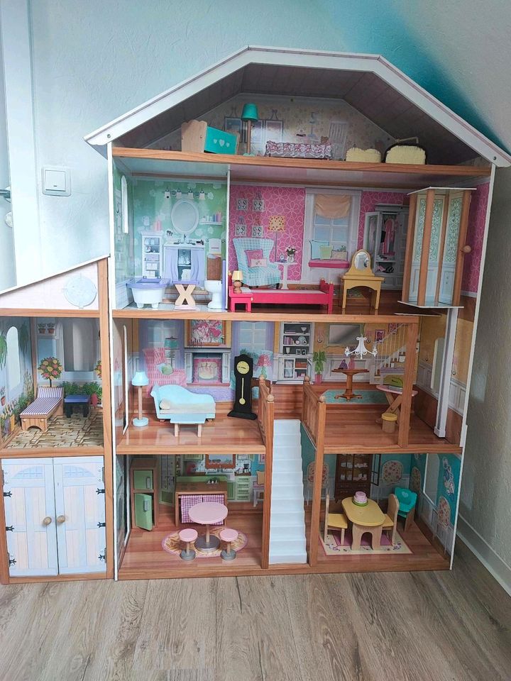 Barbie Haus mit Möbel in Lohne (Oldenburg)