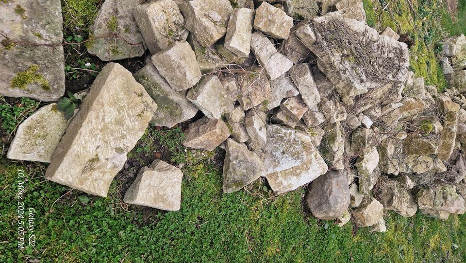Geschnittene Bruchsteine in Bad Kösen
