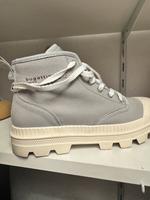 High Top Sneaker von Bugatti kaum getragen Größe 38+++ Sachsen-Anhalt - Genthin Vorschau