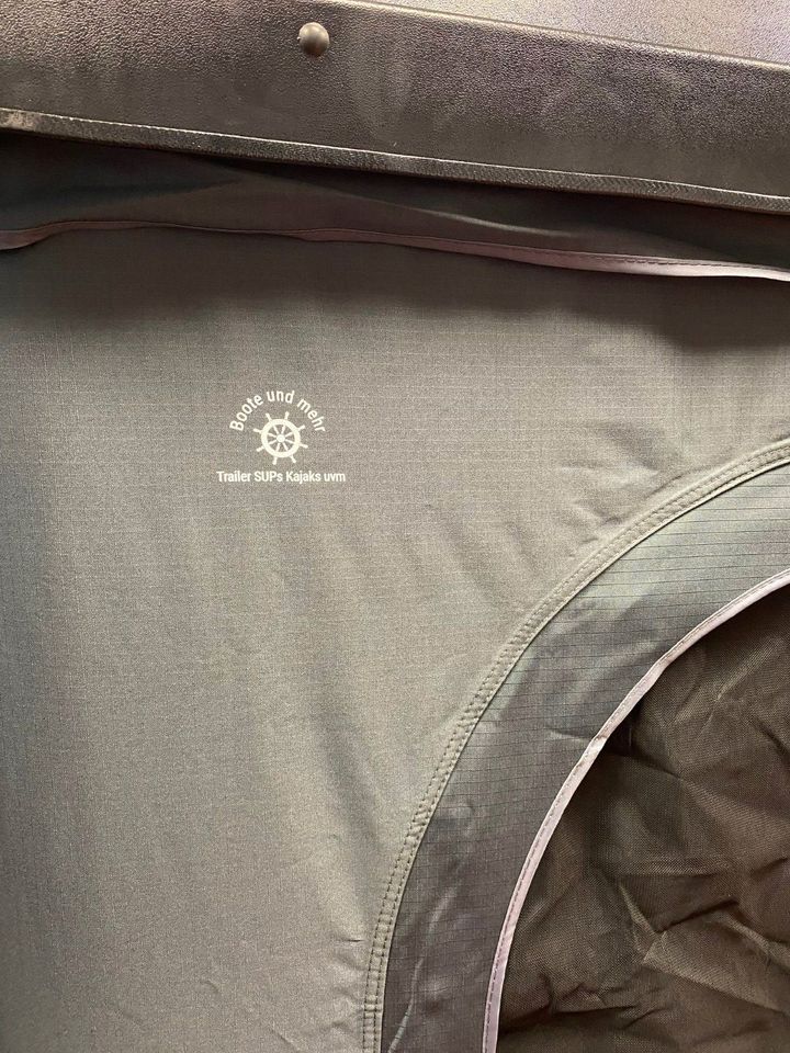 Hartschalen Dachzelt Autodachzelt Zelt Neu inkl. Isolation + USB in Pampow