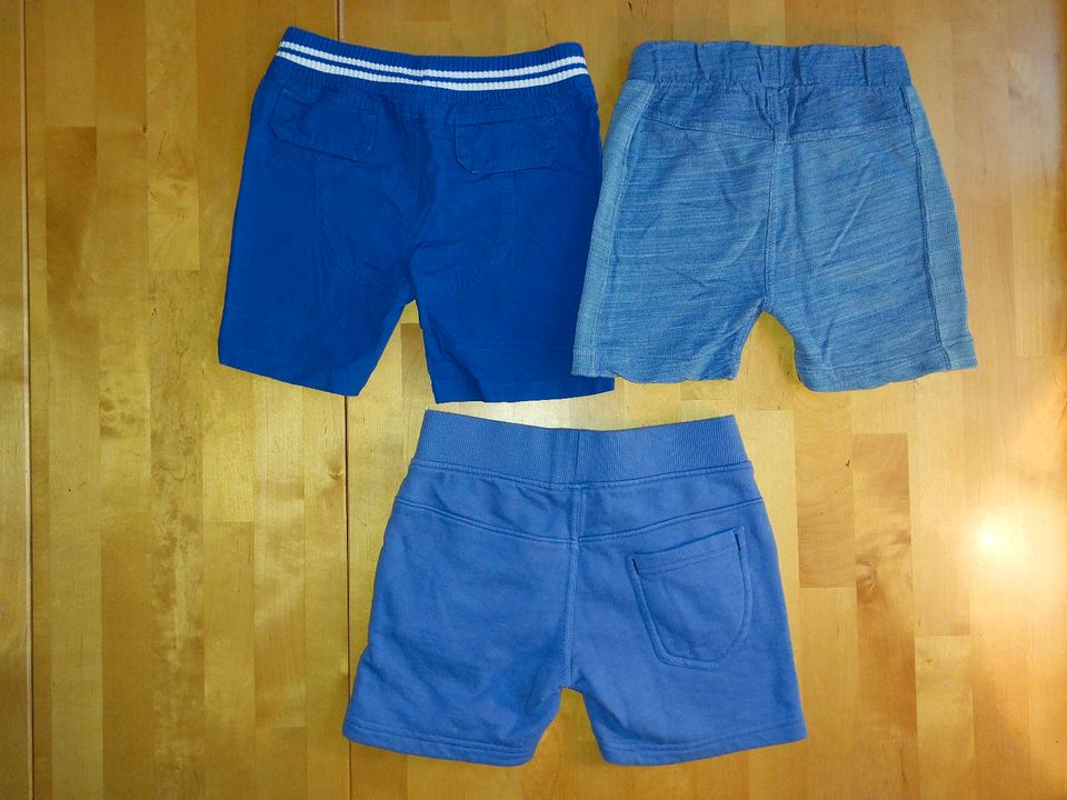 Shorts, kurze Hosen, Gr. 104 in Gera