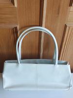 Handtasche weiß Leder Damenhandtasche Lederhandtasche Rheinland-Pfalz - Freckenfeld Vorschau