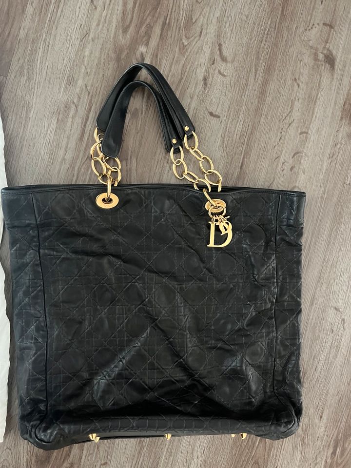 Dior Lederhandtasche in Neusäß