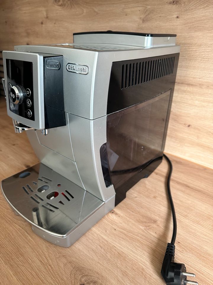 DeLonghi Kaffevollautomat in Eislingen (Fils)