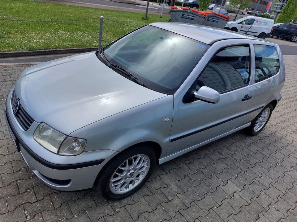 VW Polo 6N2,1Hand,29900Km.Tüv 2.26 in Wiesbaden