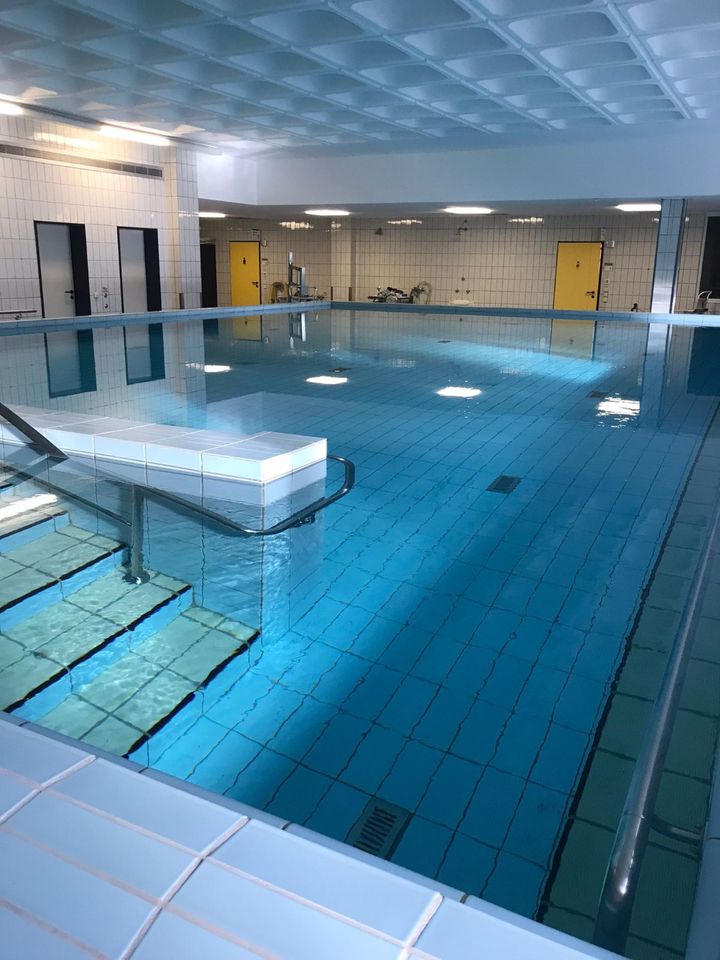 Endlich Seepferdchen! Schwimmschule Undine hat Plätze frei / ABH in Hamburg