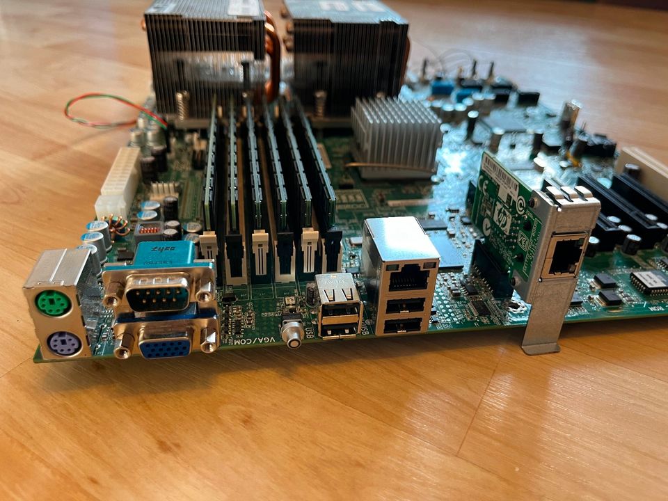 HP Proliant ML150/ML180 G5 Server Mainboard, Dual Xeon E5405 in Darmstadt