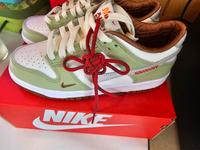 Nike dunk low sonderedition Baden-Württemberg - Ludwigsburg Vorschau