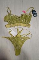 Grüner Bh mit passenden Slip Hunkemöller Köln - Nippes Vorschau