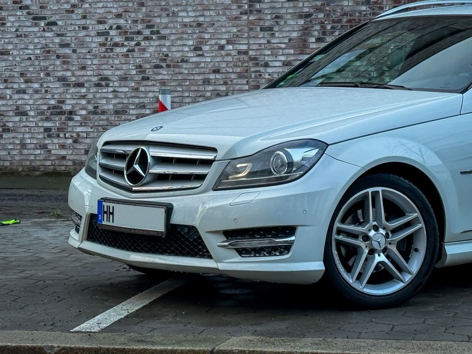 Mercedes-Benz C 250 T CDI AMG Sport Edition *Leder* Bi-Xe TÜV NEU in Hamburg