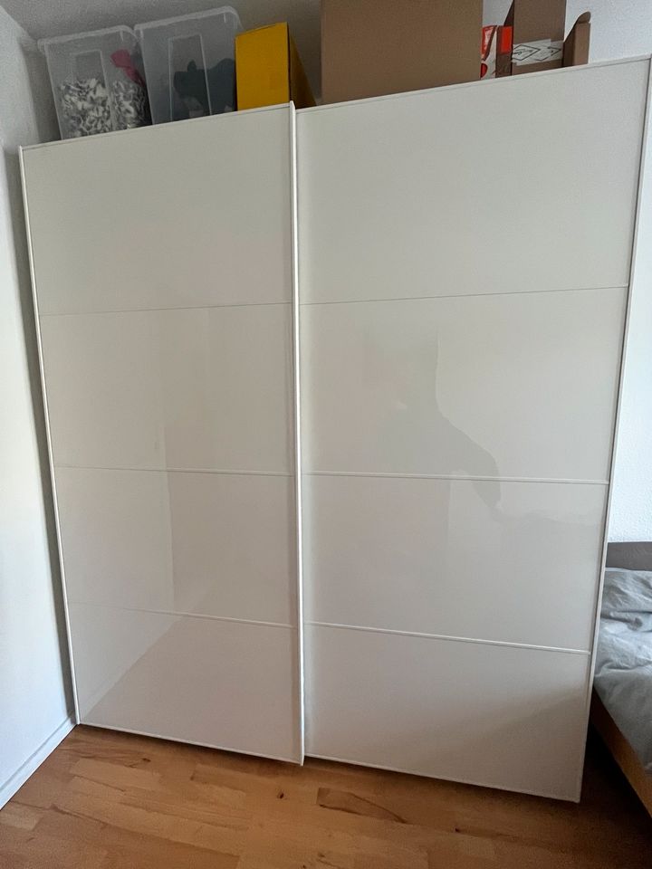 Ikea Pax Türen 2x2,36 in Berlin