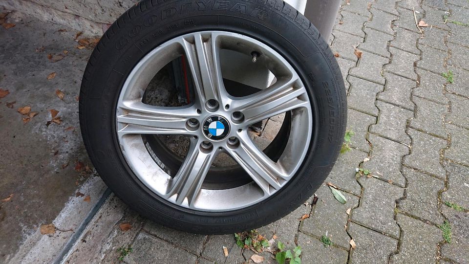 Original Alufelgen Reifen für 3er BMW F30/31 in Essen