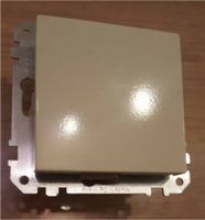 Neuwertiger Merten Super Tast Dimmer 577099 mit Wippe 570444 Niedersachsen - Bovenden Vorschau