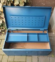 Grosse Werkzeug Box / Kiste--Massiv--Abschließbar Niedersachsen - Freden Vorschau