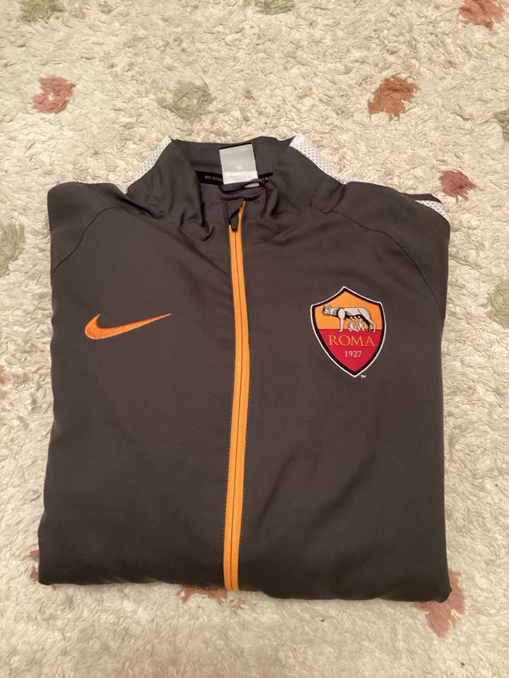 Nike Jacke As Roma Gr.M in Frechen