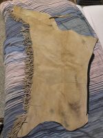 Showchaps Leder beige, stabile Reißverschlüsse Rheinland-Pfalz - Kirchheim an der Weinstraße Vorschau