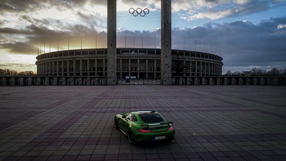 Mercedes-Benz AMG GTR GT mieten Berlin Sportwagen Autovermietung in Berlin