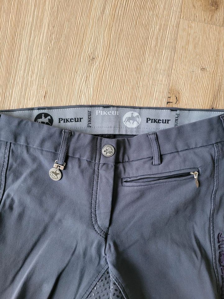 Pikeur Lucinda Grip Reithose 36 in Schwülper