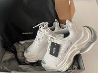 Original Balenciaga Triple S Sneakers ❤️ NEU 35 Bayern - Würzburg Vorschau