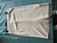 Schicker Damenrock aus weichem Strick leicht glänzend Nordrhein-Westfalen - Rheda-Wiedenbrück Vorschau