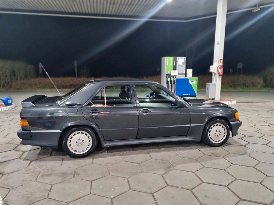 Mercedes 190 E 2,5 16 v in Tuchenbach