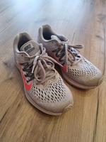 Nike Turnschuhe Gr.38.5 Nordrhein-Westfalen - Erftstadt Vorschau