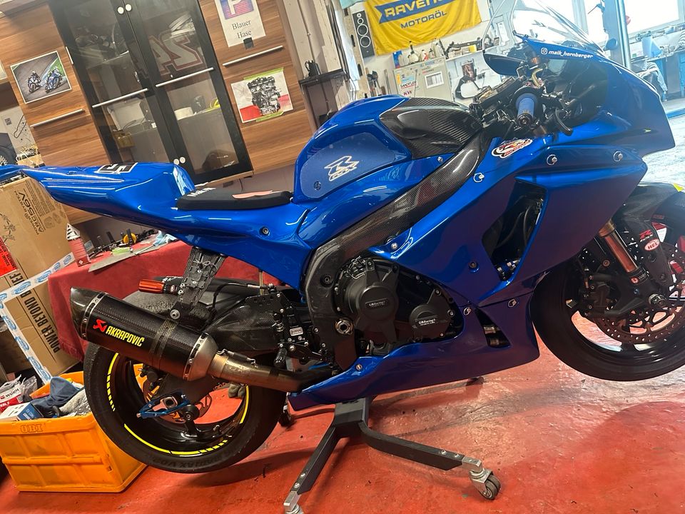 Suzuki GSX-R 1000 Akrapovic Komplettanlage K9 L0 L1 L2 L3 L4 L5 in Siegen