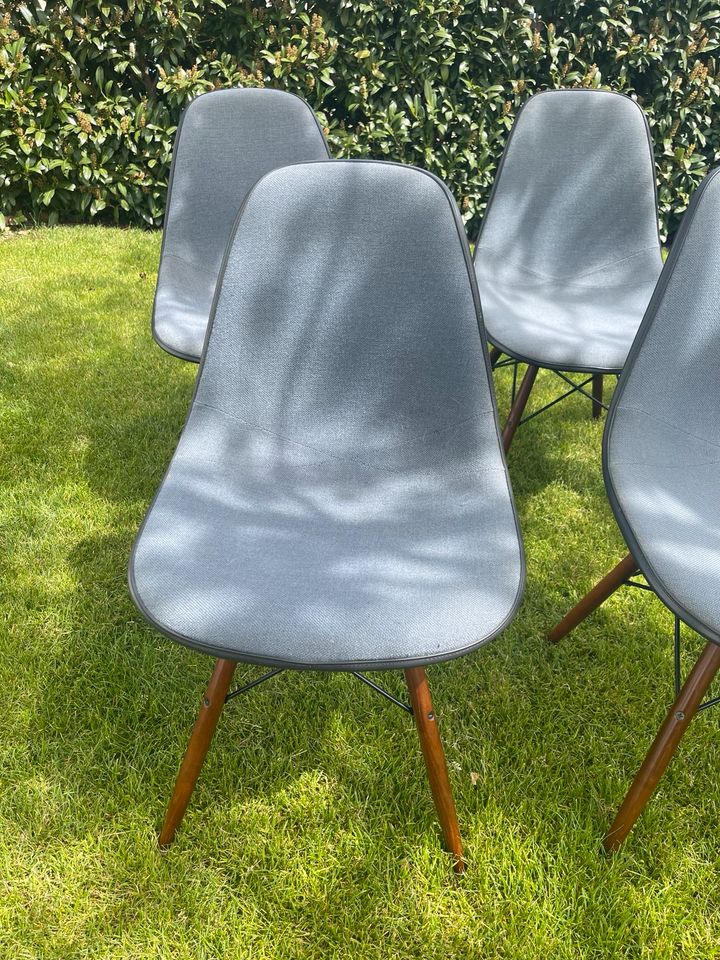 6x Vitra Herman Miller Eames Side Chair DSW Fiberglas in Metzingen