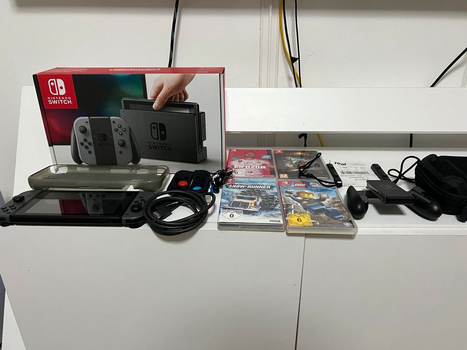 Nintendo Switch | Wie Neu in Kiel