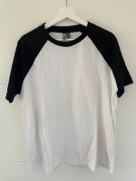 Schwarz/weißes T-Shirt Asos Niedersachsen - Gifhorn Vorschau