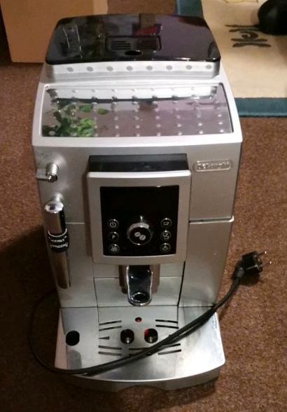 Kaffeemaschine DeLonghi in Stamsried