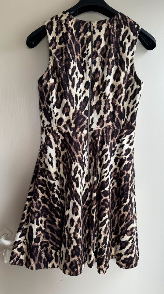 Karen Millen Animal Print Kleid Größe 38 inkl.VERSAND in Fröndenberg (Ruhr)