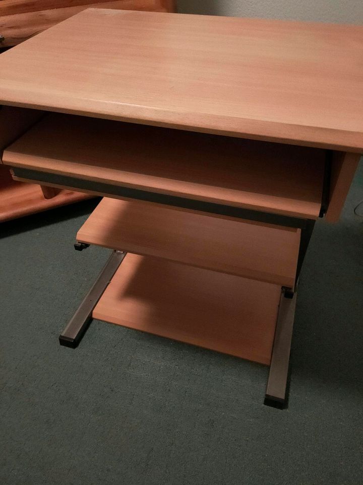 PC-Tisch, Computer-Tisch, Holz, zwei Ausziehfläche in Ganderkesee